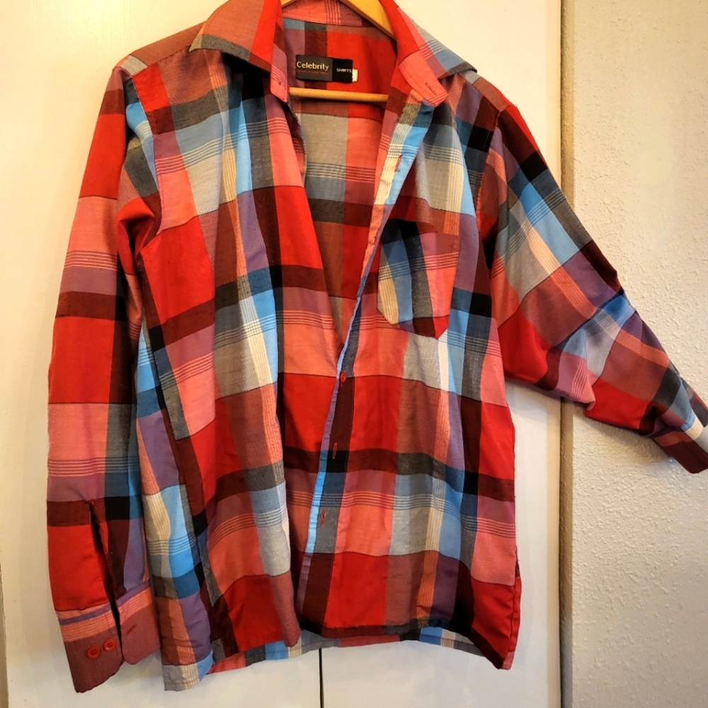 Cute vintage button up